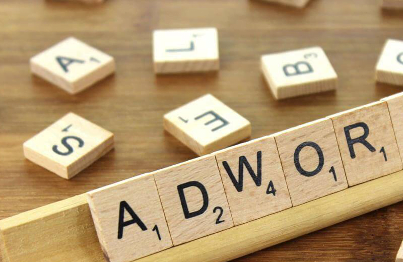 Passez aux annonces textuelles grand format